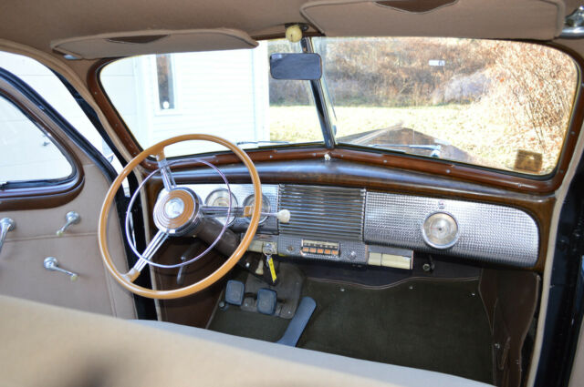 Buick Limited 1940 image number 14