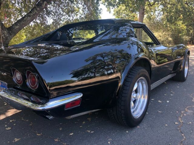 Chevrolet Corvette 1973 image number 2