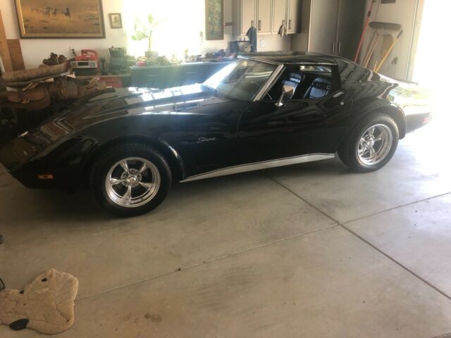 Chevrolet Corvette 1973 image number 44