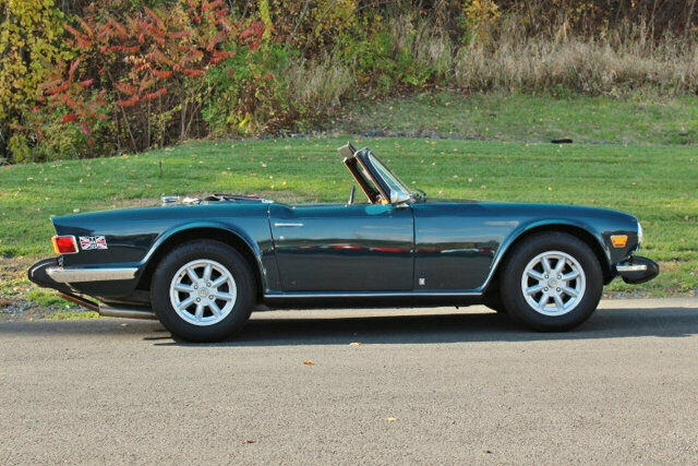 Triumph TR-6 1974 image number 11