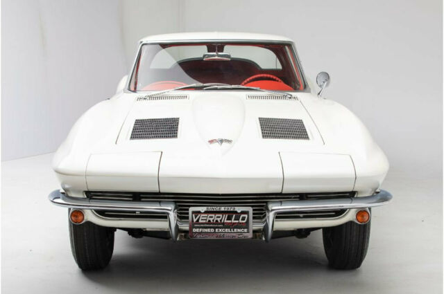 Chevrolet Corvette 1963 image number 16