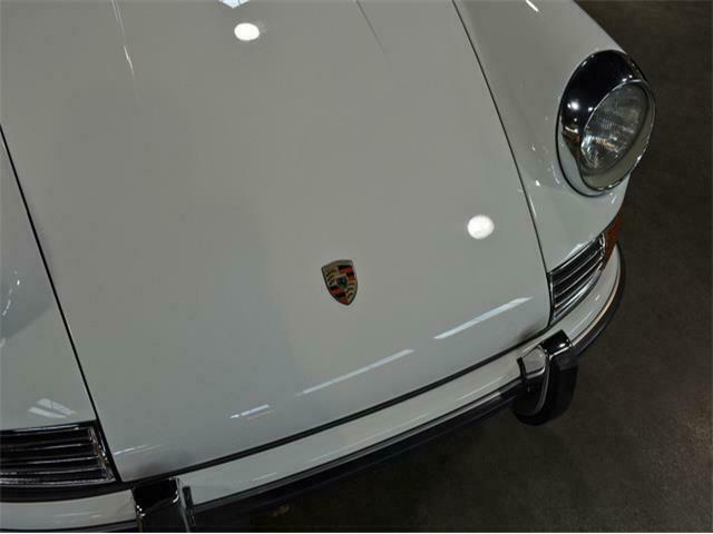 Porsche 911 1968 image number 10