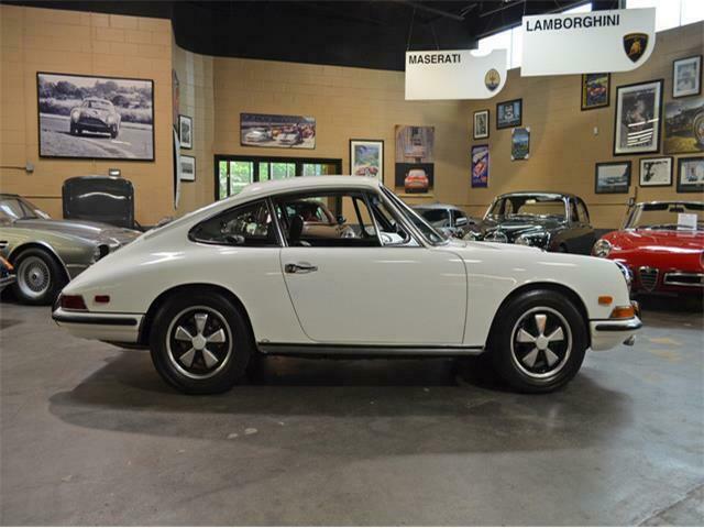 Porsche 911 1968 image number 21