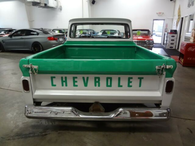 Chevrolet C-10 1960 image number 21