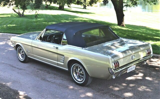 Ford Mustang 1966 image number 0