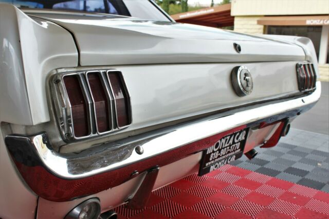 Ford Mustang 1966 image number 19