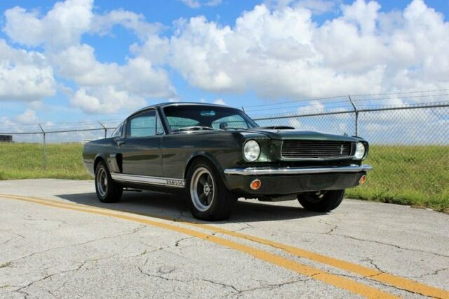 Ford Mustang 1966 image number 28