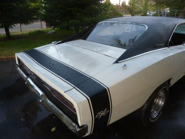 Dodge Charger 1969 image number 2