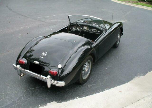 MG MGA 1961 image number 15