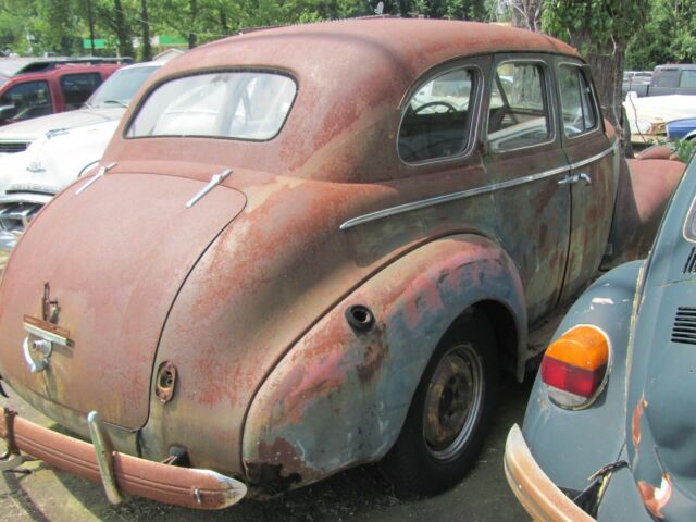 Chevrolet Special Deluxe 1940 image number 16