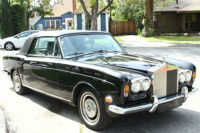 Rolls-Royce Corniche 1971 image number 16