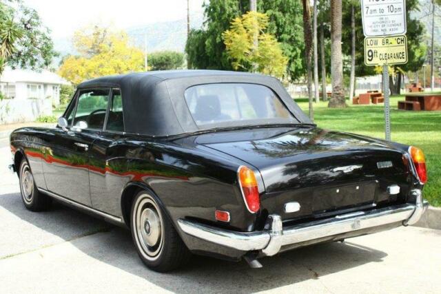 Rolls-Royce Corniche 1971 image number 21