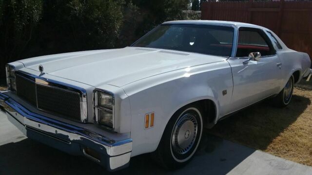 Chevrolet Malibu 1976 image number 0