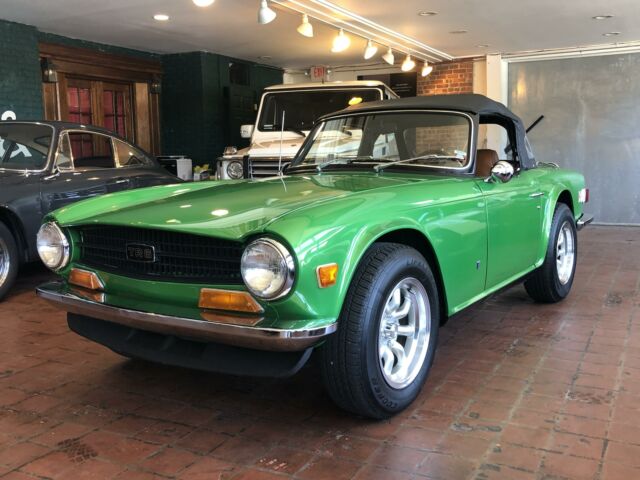 Triumph TR-6 1972 image number 27