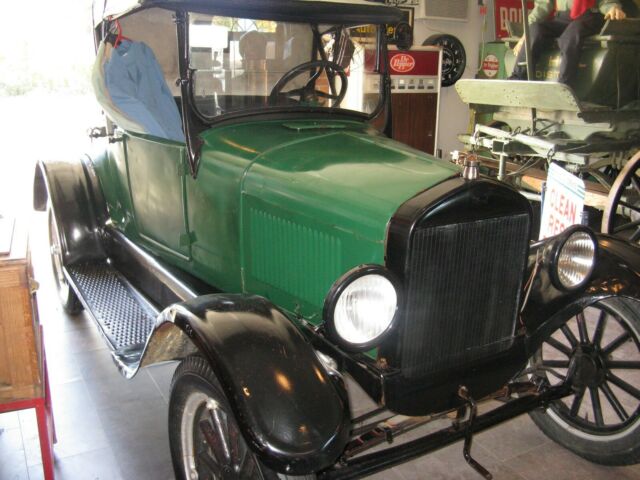 Ford Model T 1926 image number 30