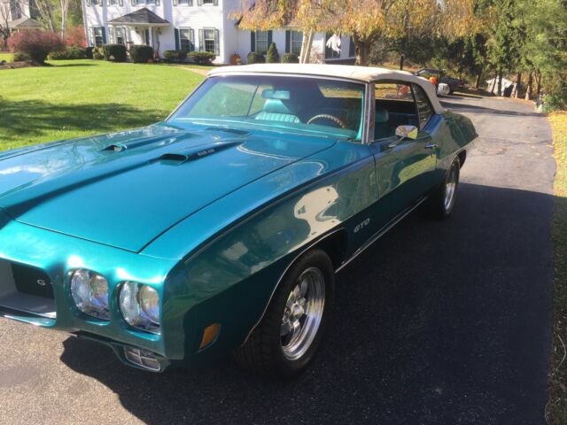 Pontiac GTO 1970 image number 2