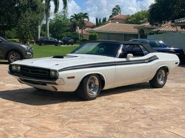 Dodge Challenger 1971 image number 1