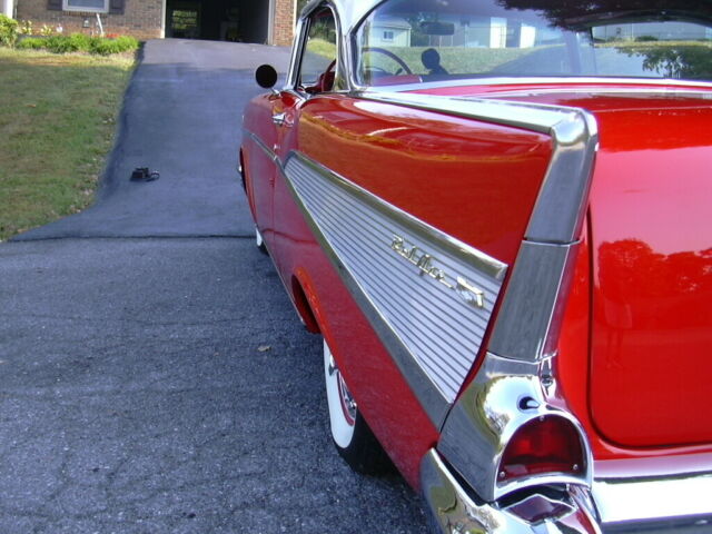 Chevrolet Bel Air/150/210 1957 image number 30