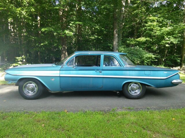 Chevrolet Bel Air/150/210 1961 image number 13