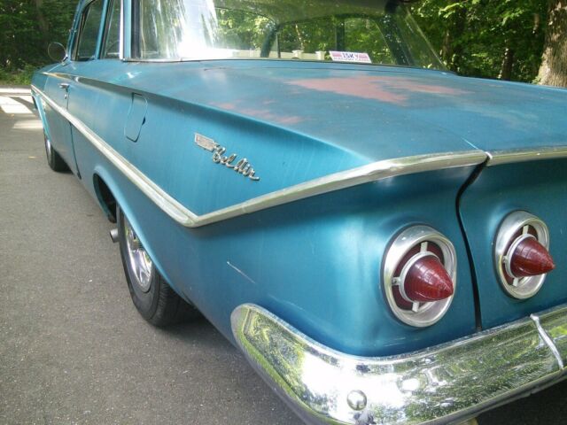 Chevrolet Bel Air/150/210 1961 image number 15