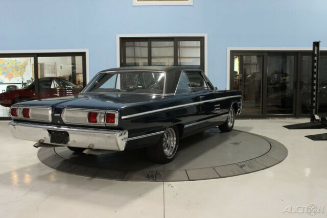 Plymouth Fury 1966 image number 28