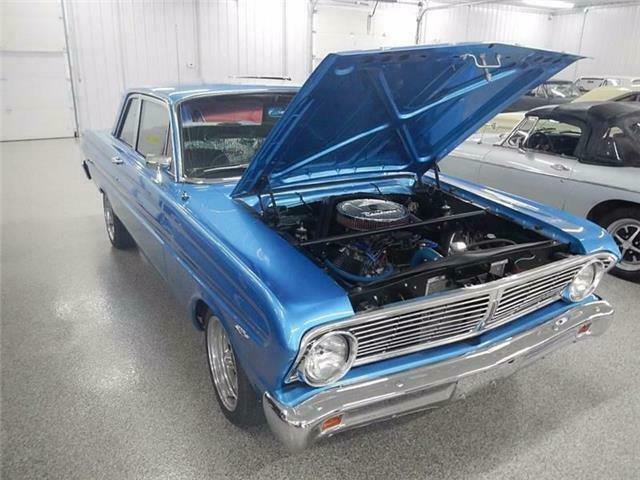 Ford Falcon 1965 image number 1