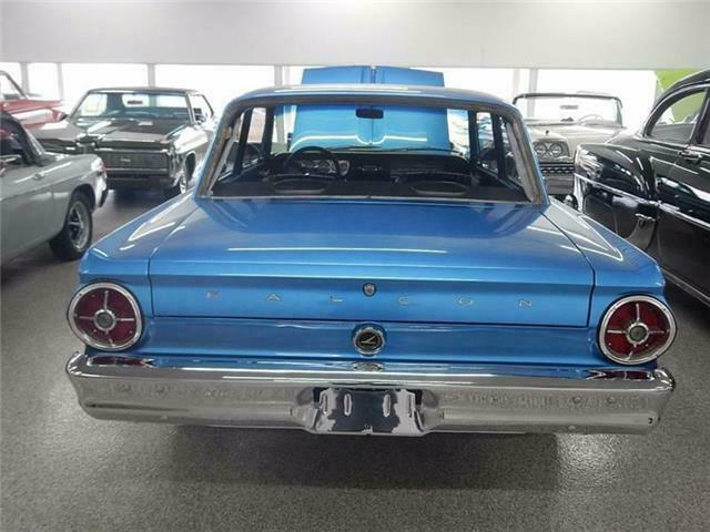 Ford Falcon 1965 image number 4