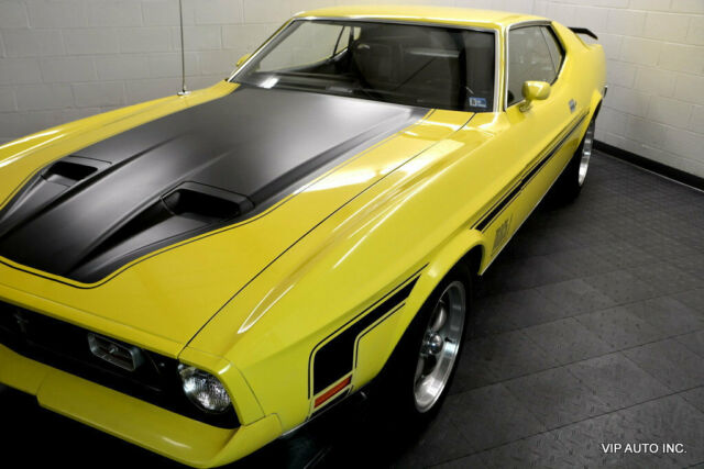 Ford Mustang 1971 image number 33