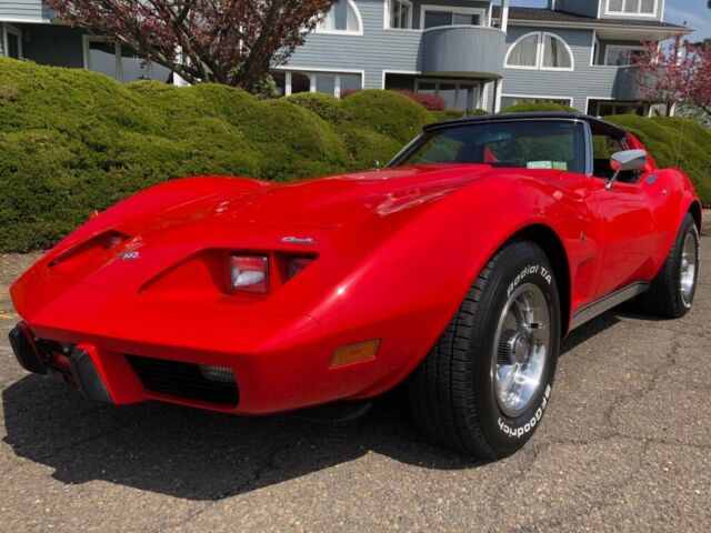 Chevrolet Corvette 1975 image number 29