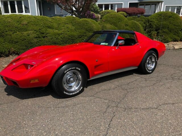 Chevrolet Corvette 1975 image number 30