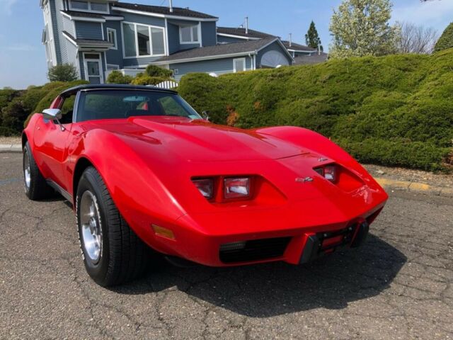 Chevrolet Corvette 1975 image number 31