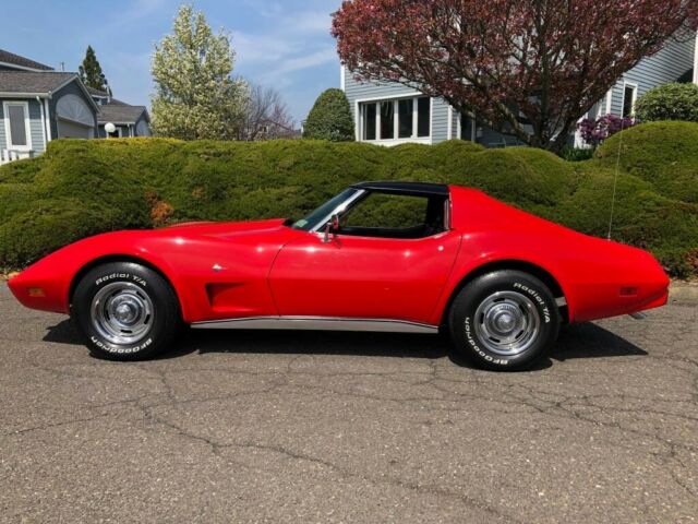 Chevrolet Corvette 1975 image number 32