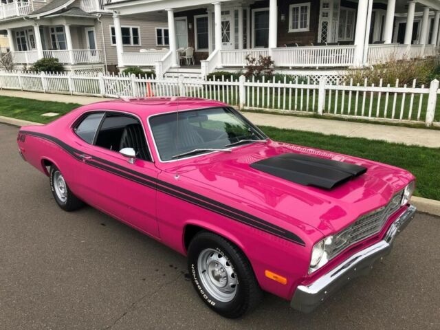 Plymouth Duster 1973 image number 2