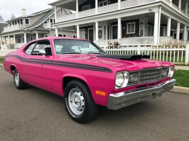 Plymouth Duster 1973 image number 27