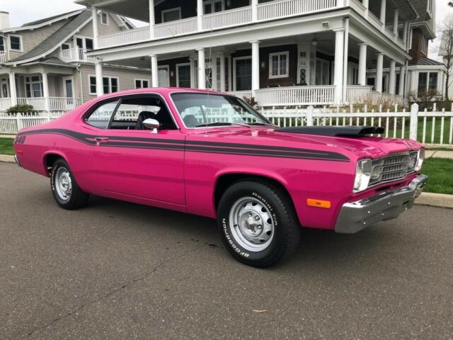 Plymouth Duster 1973 image number 30