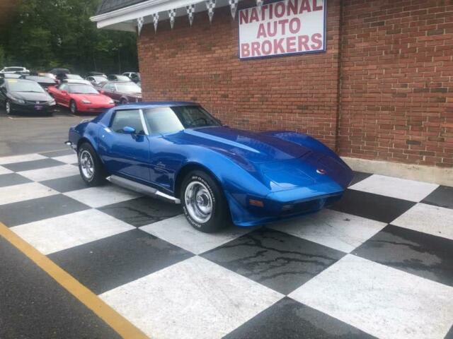 Chevrolet Corvette 1973 image number 2