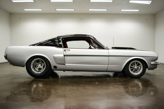 Ford Mustang 1966 image number 7