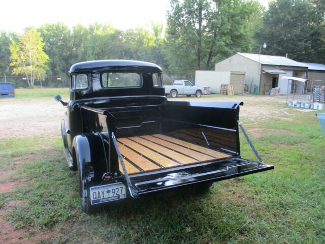 Dodge Ram 1500 1950 image number 21