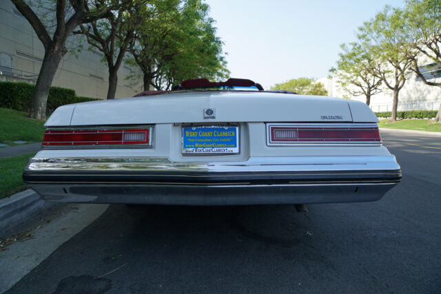 Buick LeSabre Custom Convertible 1975 image number 10