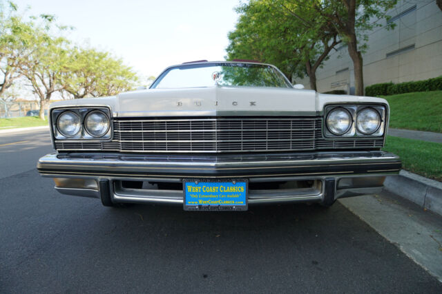 Buick LeSabre Custom Convertible 1975 image number 7