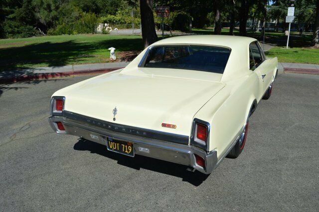 Oldsmobile Cutlass 1967 image number 11