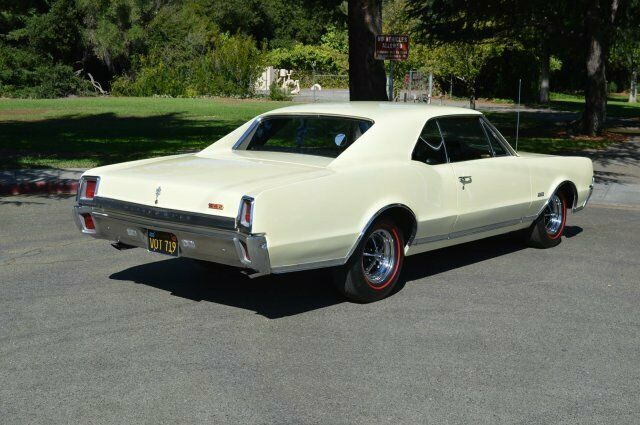 Oldsmobile Cutlass 1967 image number 13