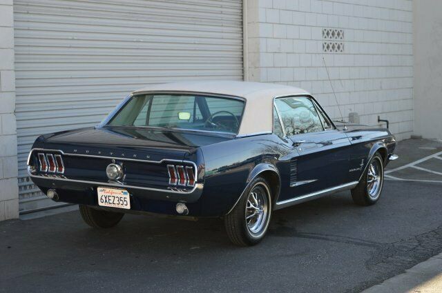 Ford Mustang 1967 image number 16