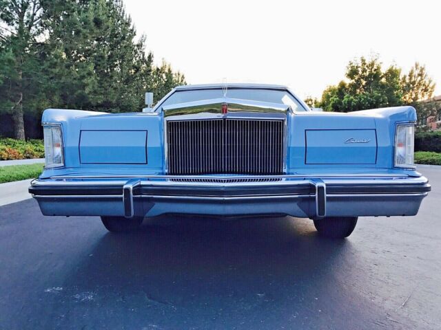 Lincoln Continental 1979 image number 32