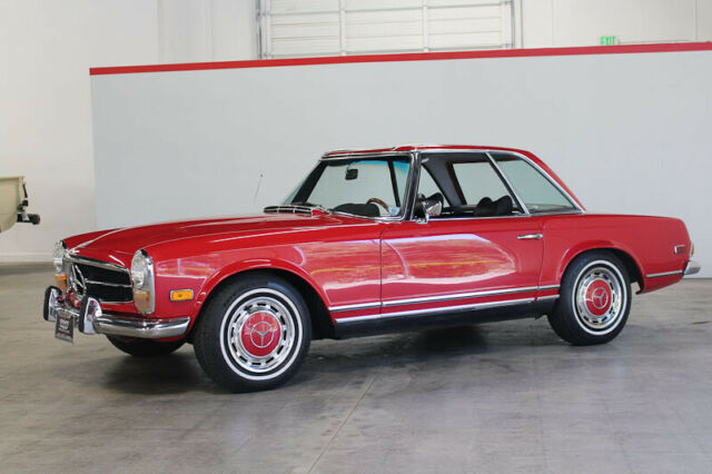 Mercedes-Benz SL-Class 1970 image number 39