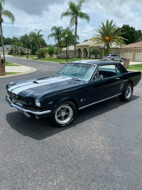 Ford Mustang 1966 image number 2