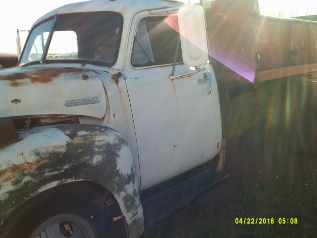 Chevrolet APROX 3ton Dump Truck 1951 image number 15