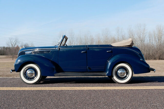 Ford DeLuxe 1938 image number 29