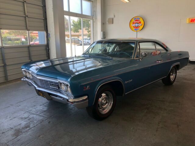 Chevrolet Impala 1966 image number 2