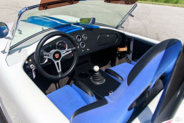 Shelby Cobra 1965 image number 13